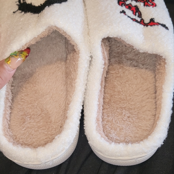 Michael Myers embroidered slippers - Picture 10 of 10